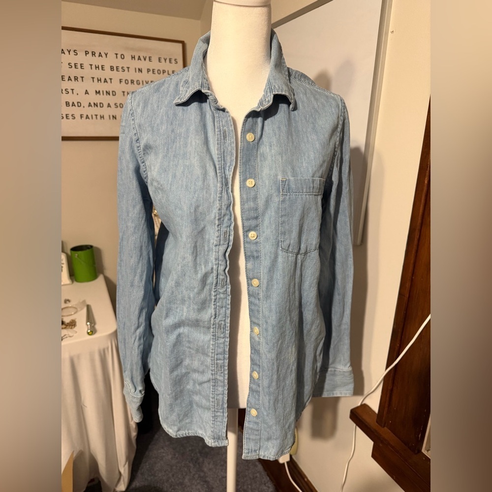 GAP Classic Blue Denim Shirt